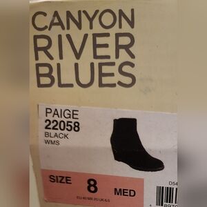 Canyon River Blues Black Wedge Boots